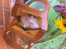 Load image into Gallery viewer, Small English Garden Wooden Handled Clutch