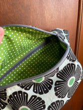 Load image into Gallery viewer, Big Floral Blaire Sling Bag Crossbody