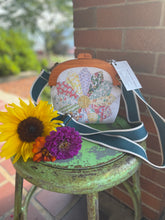 Load image into Gallery viewer, Vintage Quilt Wooden Frame Crossbody Clutch