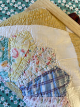 Load image into Gallery viewer, Vintage Quilt Wooden Handle Clutch