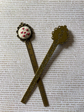 Load image into Gallery viewer, Lots of Love Metal Bronze Book Mark
