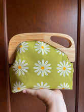 Load image into Gallery viewer, Hello Daisy Wooden frame clutch
