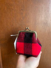 Load image into Gallery viewer, Coin Purse- Red And Black Buffalo Plaif
