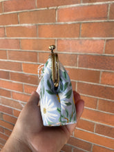 Load image into Gallery viewer, Daisy Coin Purse

