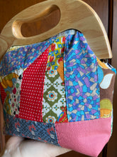 Load image into Gallery viewer, Vintage Patchwork Quilted wooden Handle Clutch bag

