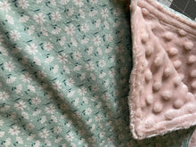 Load image into Gallery viewer, Floral Cotton and Minky Baby Blanket
