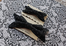 Load image into Gallery viewer, Mini Chambray Polka dot Tess Bow Clip
