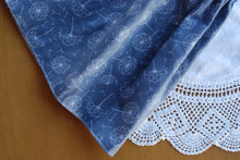 Load image into Gallery viewer, Flippity Skirt Size 3 Gingham and floral
