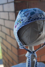 Load image into Gallery viewer, Reversible Riverstone Bonnet 12-18 month size
