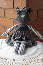 Load image into Gallery viewer, MINI Star Cat LInen Doll

