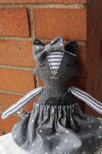 Load image into Gallery viewer, MINI Star Cat LInen Doll
