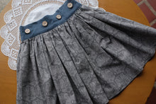 Load image into Gallery viewer, Hazel Skirt Size 5 with Reversible/Removable Apron
