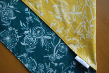 Load image into Gallery viewer, Size Large: Blue and Mustard Floral
