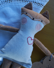 Load image into Gallery viewer, Freddie Fox- Mini Linen Doll

