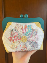 Load image into Gallery viewer, Blue Wooden Frame Vintage Quilt Clutch Bag
