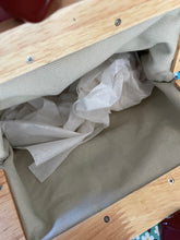 Load image into Gallery viewer, Vintage Quilt Wooden Handle Clutch
