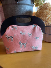 Load image into Gallery viewer, Black Wooden Retro Style Cat Clutch

