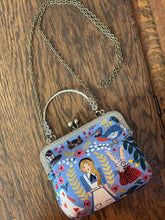Load image into Gallery viewer, Wonderland Women’s Handled Clutch w/chsin

