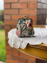 Load image into Gallery viewer, Floral Canvas Coin Purse
