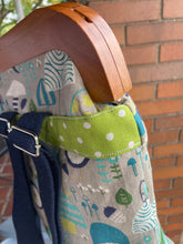 Load image into Gallery viewer, Women’s Mushroom Small Backpack/wooden closure
