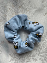 Load image into Gallery viewer, 4” Bumblebee Super Snuggle Flannel Scrunchie
