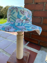 Load image into Gallery viewer, Miami Sun Hat Floral size 12-24
