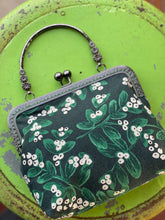 Load image into Gallery viewer, Women’s Mistletoe Handled Clutch
