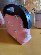 Load image into Gallery viewer, Black Wooden Retro Style Cat Clutch
