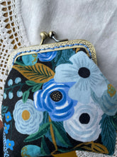 Load image into Gallery viewer, Blue Floral Coin Purse
